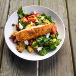 Nutritious Grilled Salmon and Peach Salad