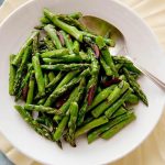 Quick & Easy Garlic Asparagus